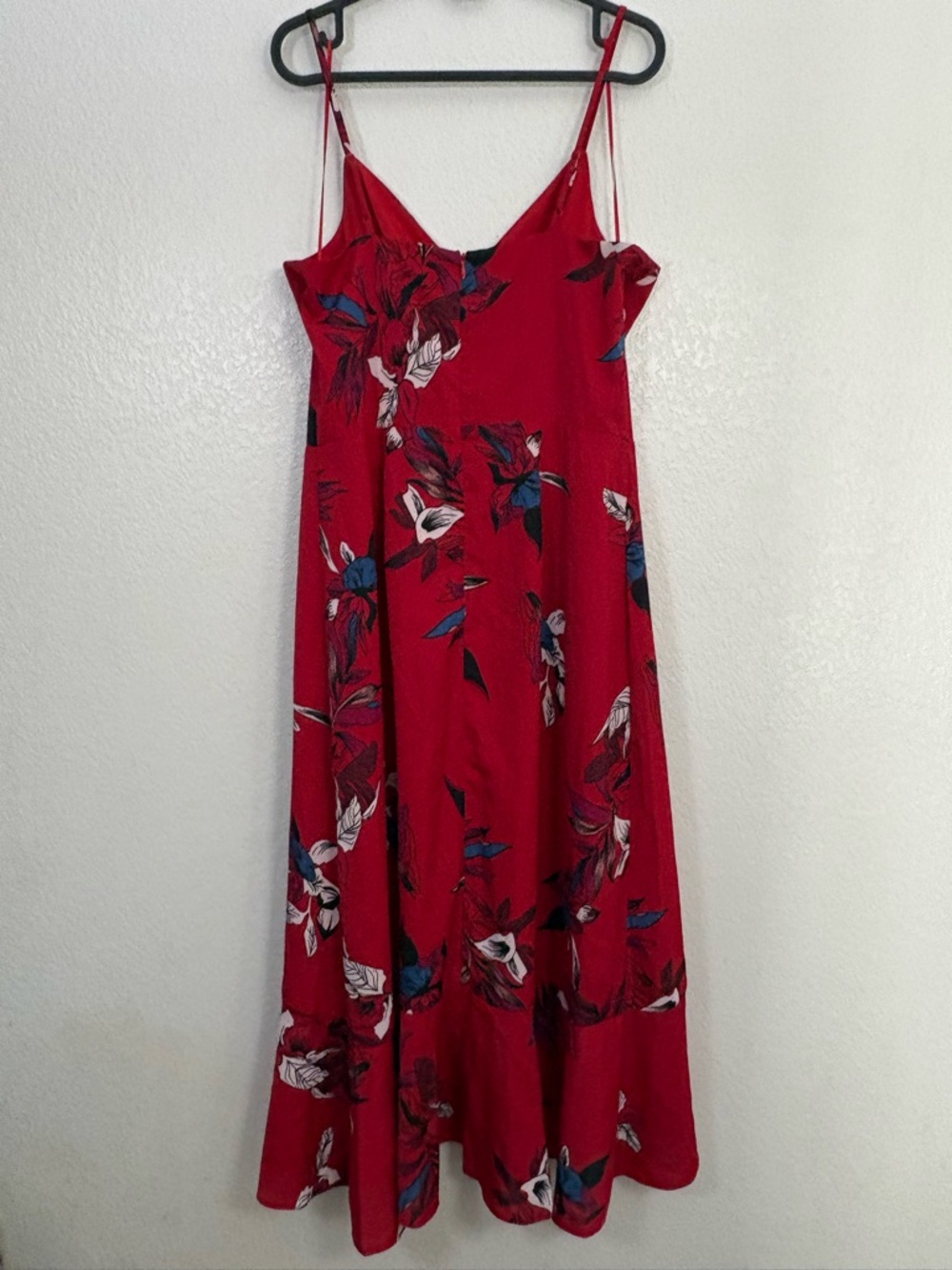 Chelsea28 Sleeveless Floral Faux Wrap Midi Dress - Picture 5 of 13